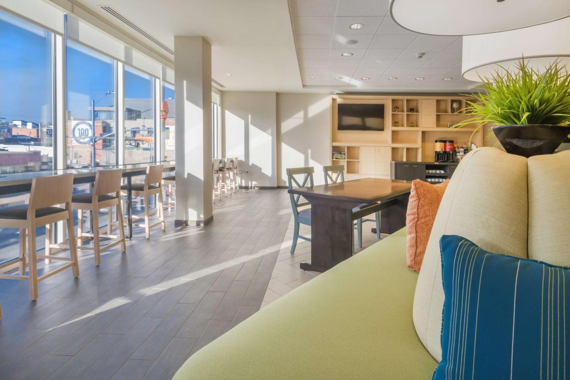 Home2 Suites Kansas City Downtown מראה חיצוני תמונה