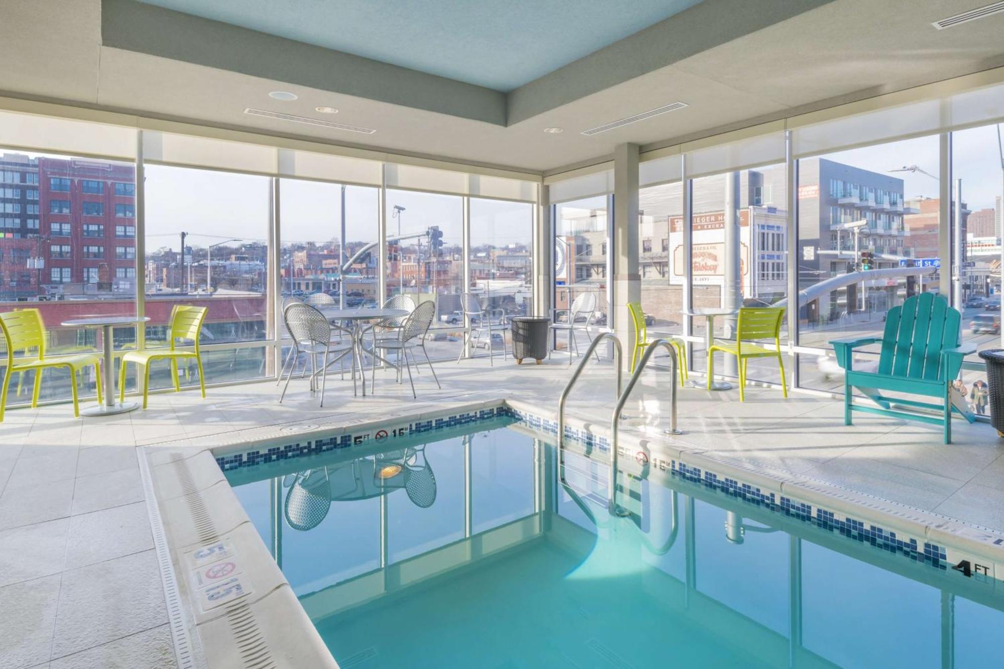 Home2 Suites Kansas City Downtown מראה חיצוני תמונה